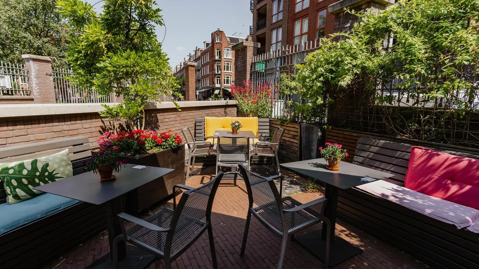 ****  Hotel De Hallen Amsterdam Netherlands